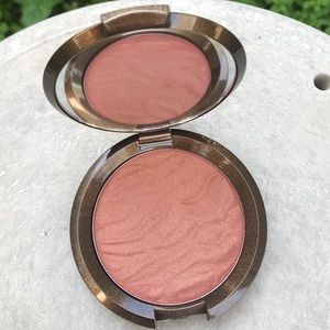 New! Becca Sunlit Bronzer